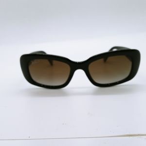 Black Ray-ban polerized sunglasses RB4122